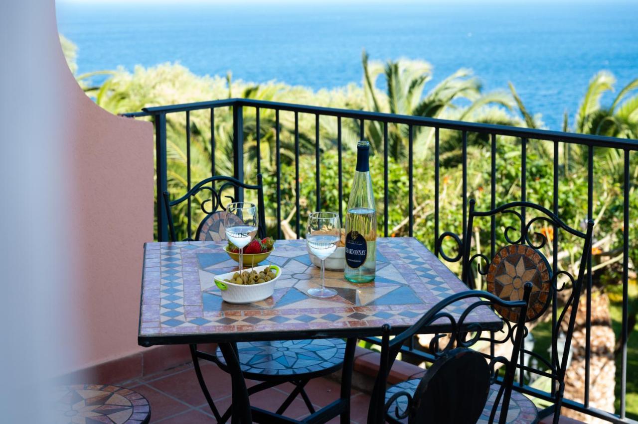 Casa Belvedere Riviera Taormina SantʼAlessio Siculo Exterior foto