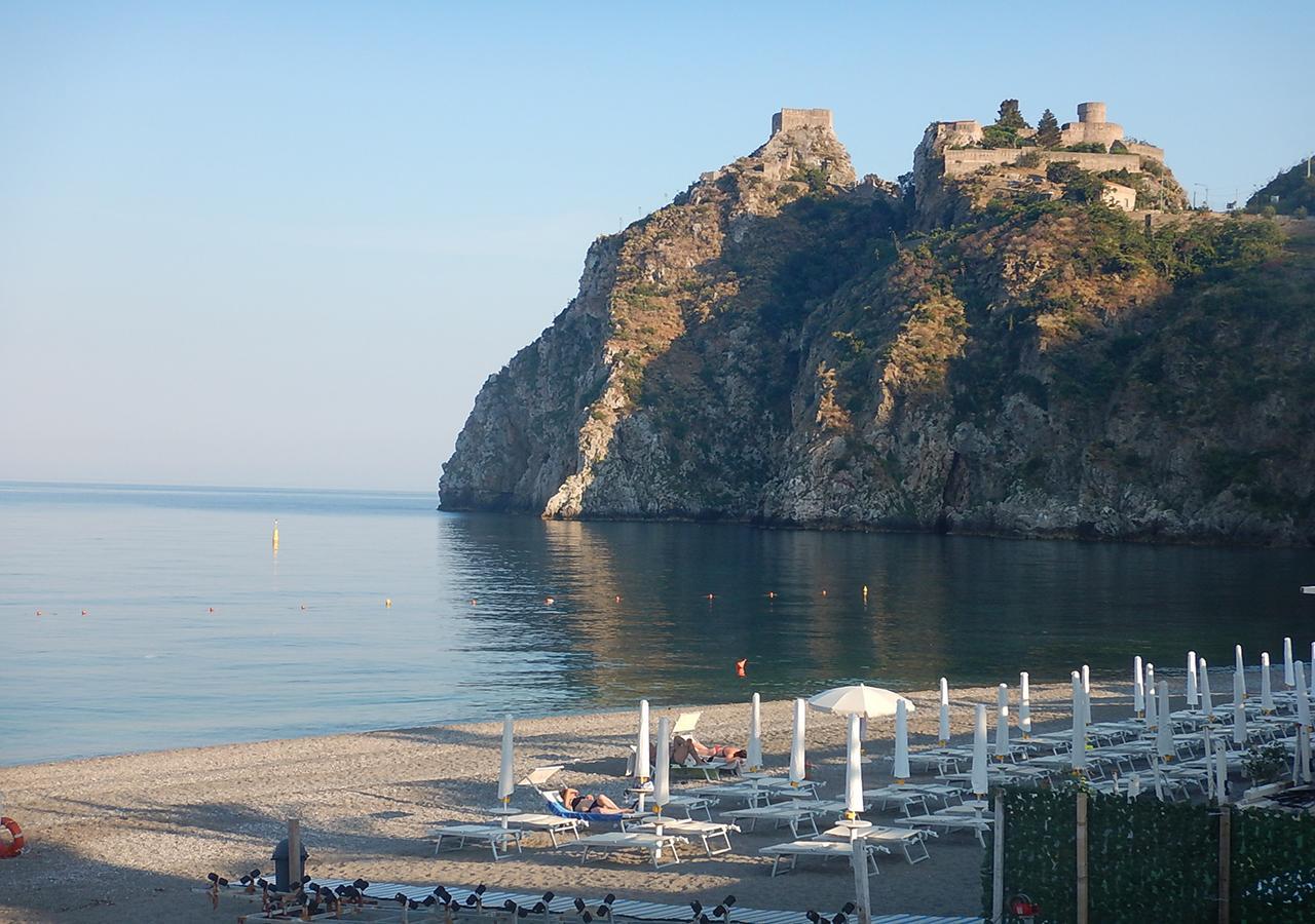 Casa Belvedere Riviera Taormina SantʼAlessio Siculo Exterior foto